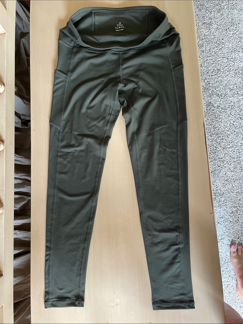 Amazon Women's Olive Green Leggings with Side Pockets
